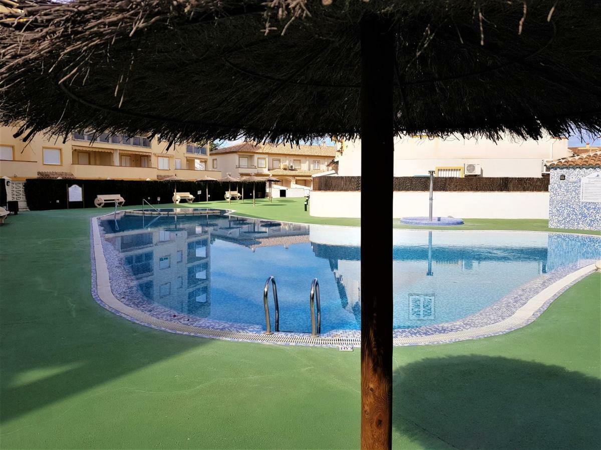 Apartamento Con Piscina En Oliva Nova Extérieur photo